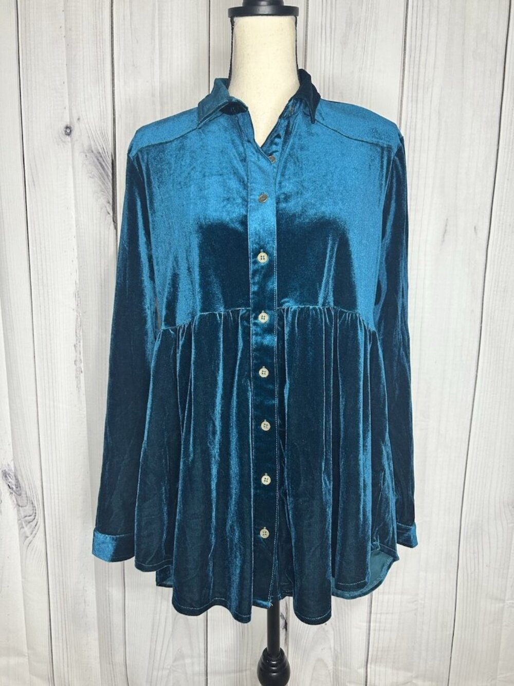 Umgee Teal Velvet Button Up Shirt Sz M Babydoll Western Yoke Long Sleeve